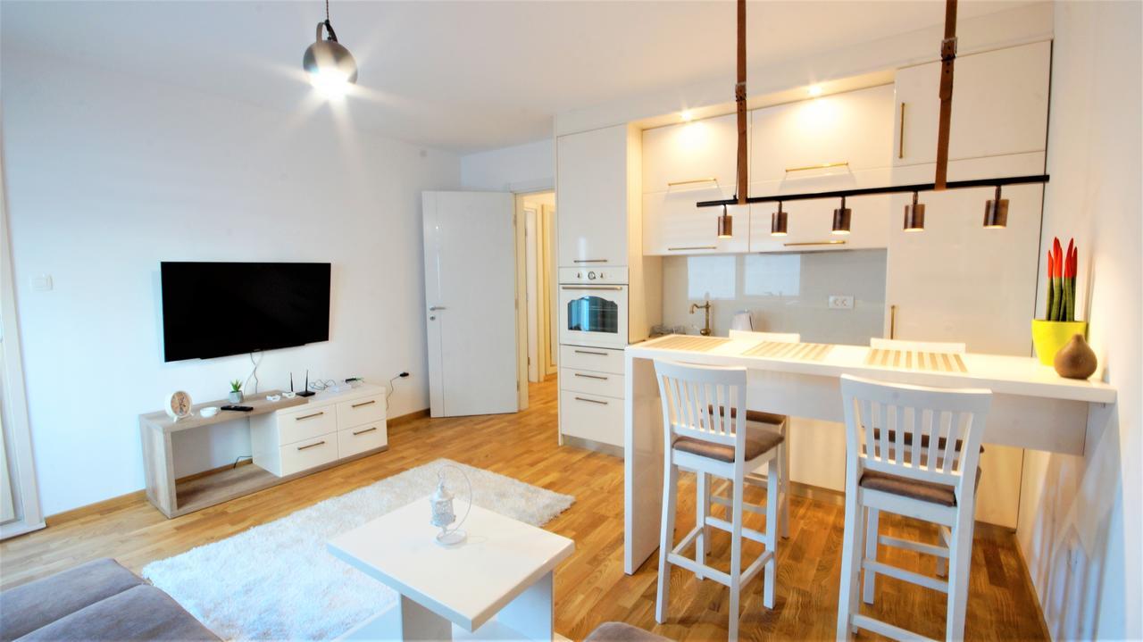 Apartment Lux Fontana Budva Exteriér fotografie